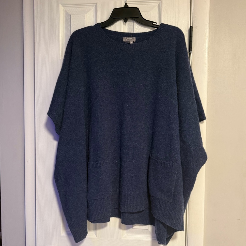 Neiman Marcus Navy Knit Poncho Sweater with Pockets 100% cashmere (w/ flaws)